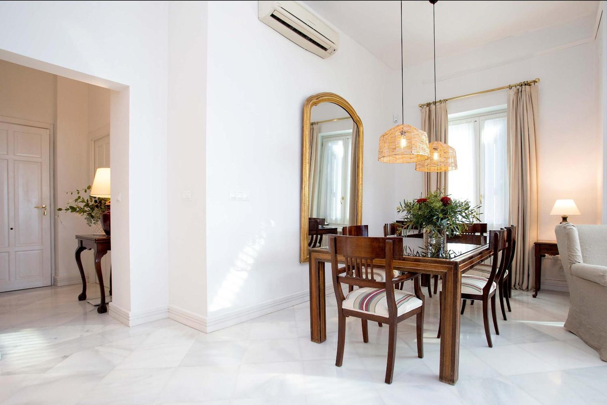 Genteel Home Paseo Maritimo Малага Экстерьер фото