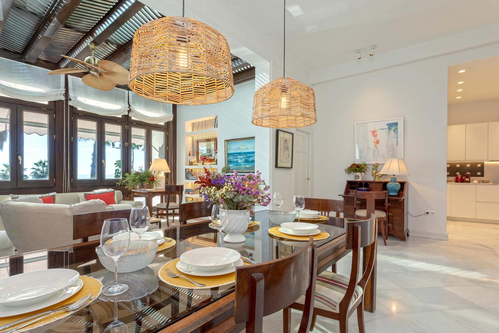 Genteel Home Paseo Maritimo Малага Экстерьер фото